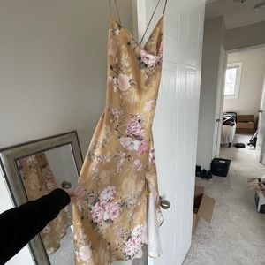 Revolve ASTR The Label Gaia Dress - size small